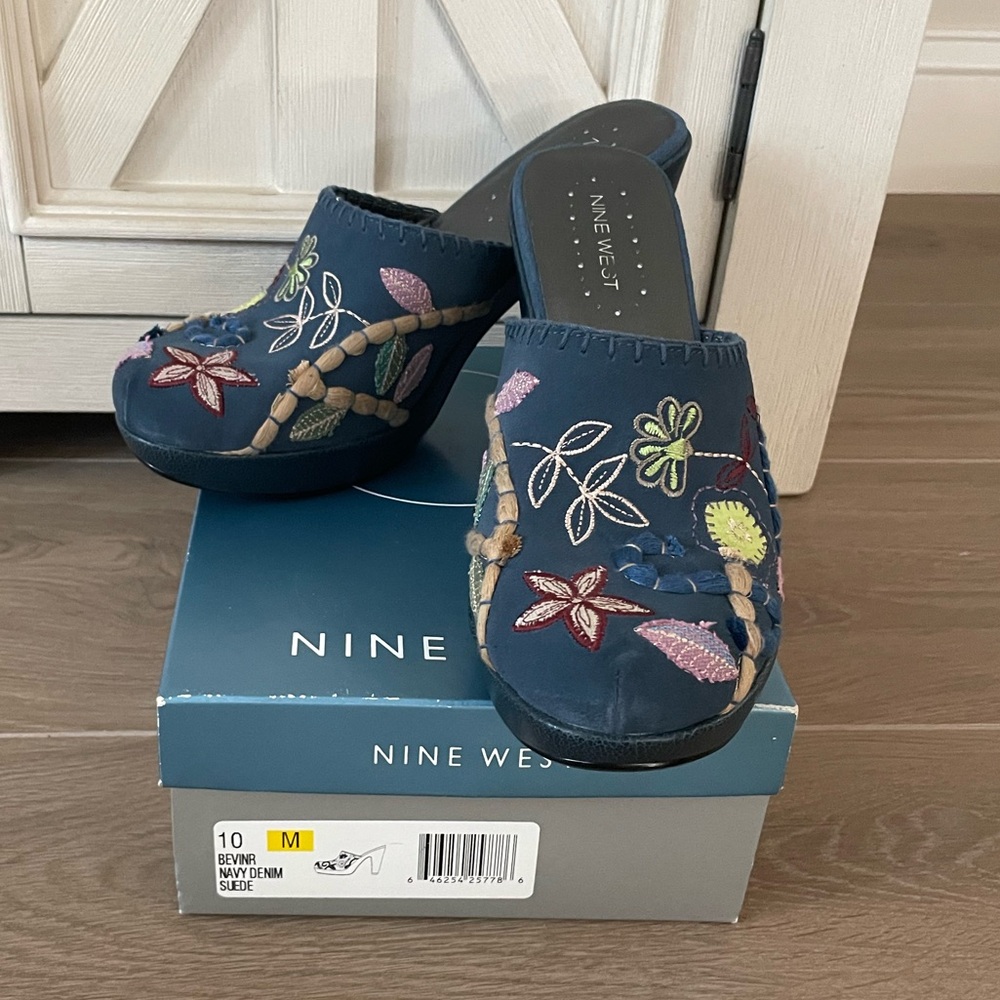 Nine West Blue Clogs with Colorful Embroidery
